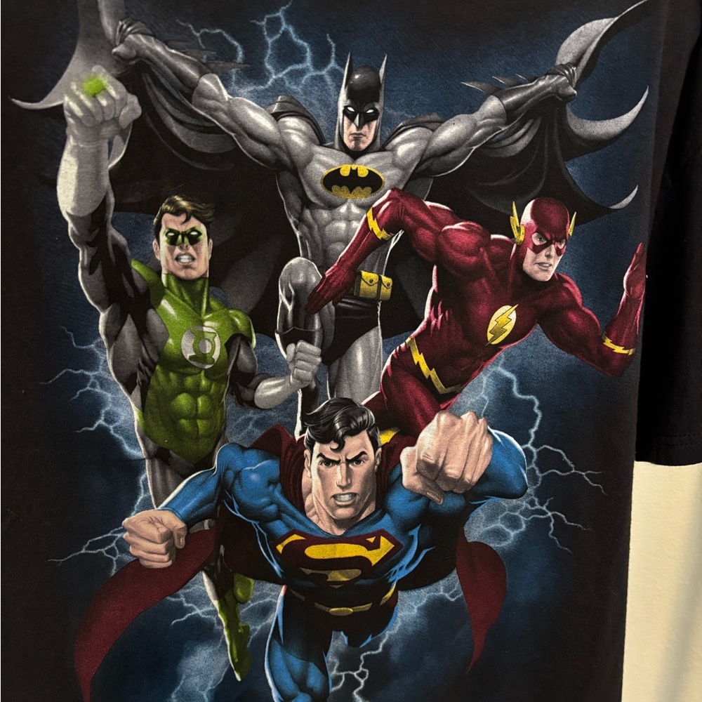 Superhero Graphic Men's Black Tee